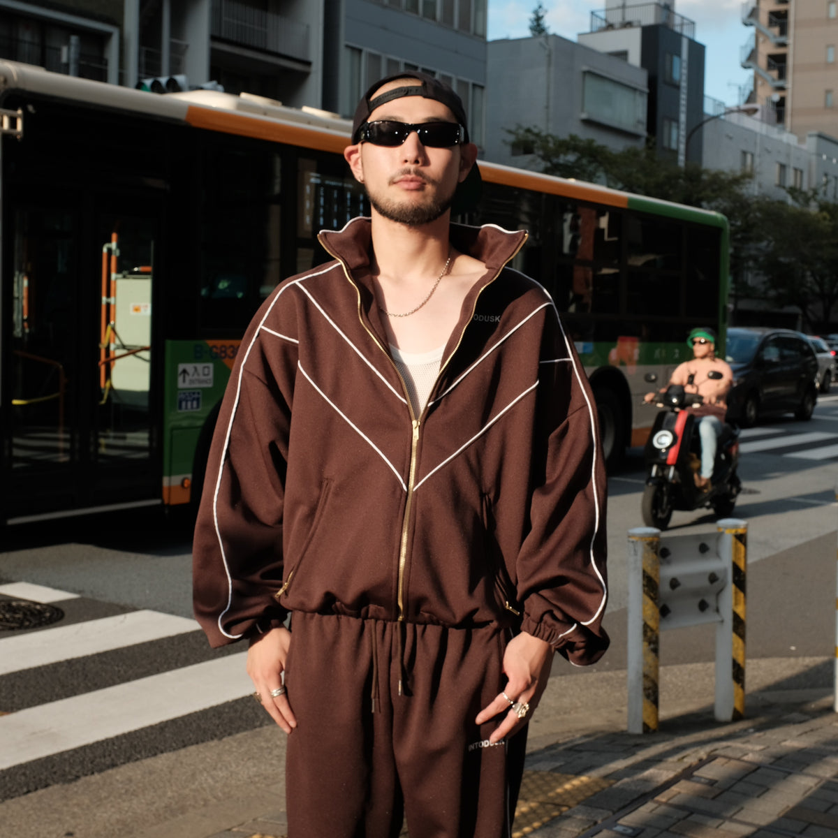 INTODUSK / BOMBER TRACK JACKET CHOCOLATE BROWN