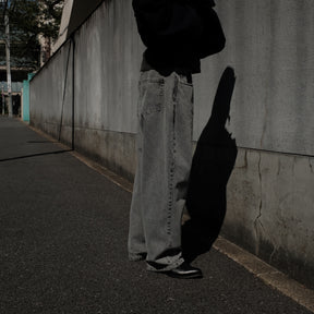 INTODUSK / LOOSE PANTS CHEMICAL WASHED INDIGO DENIM