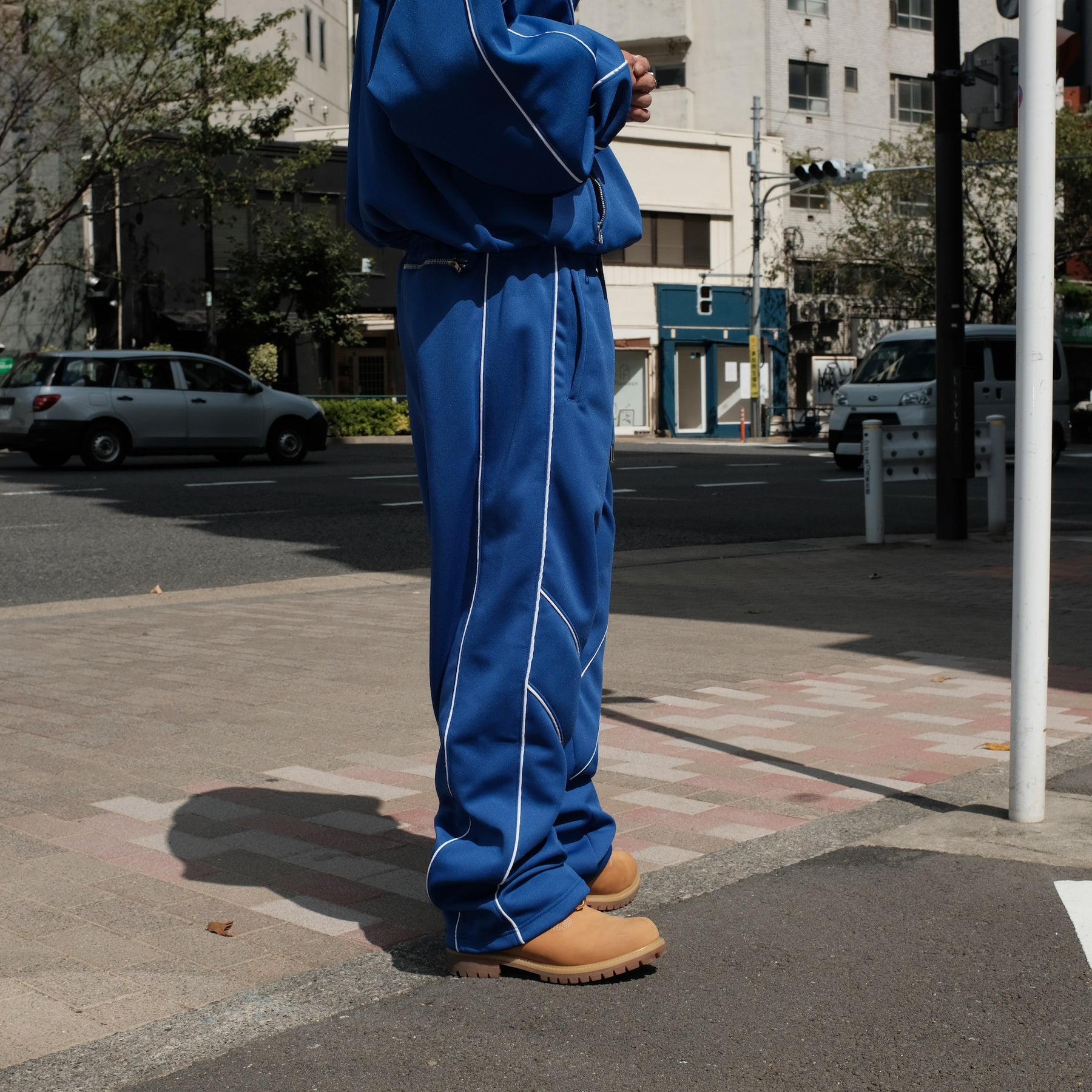 INTODUSK / TRACK PANTS SODALITE BLUE