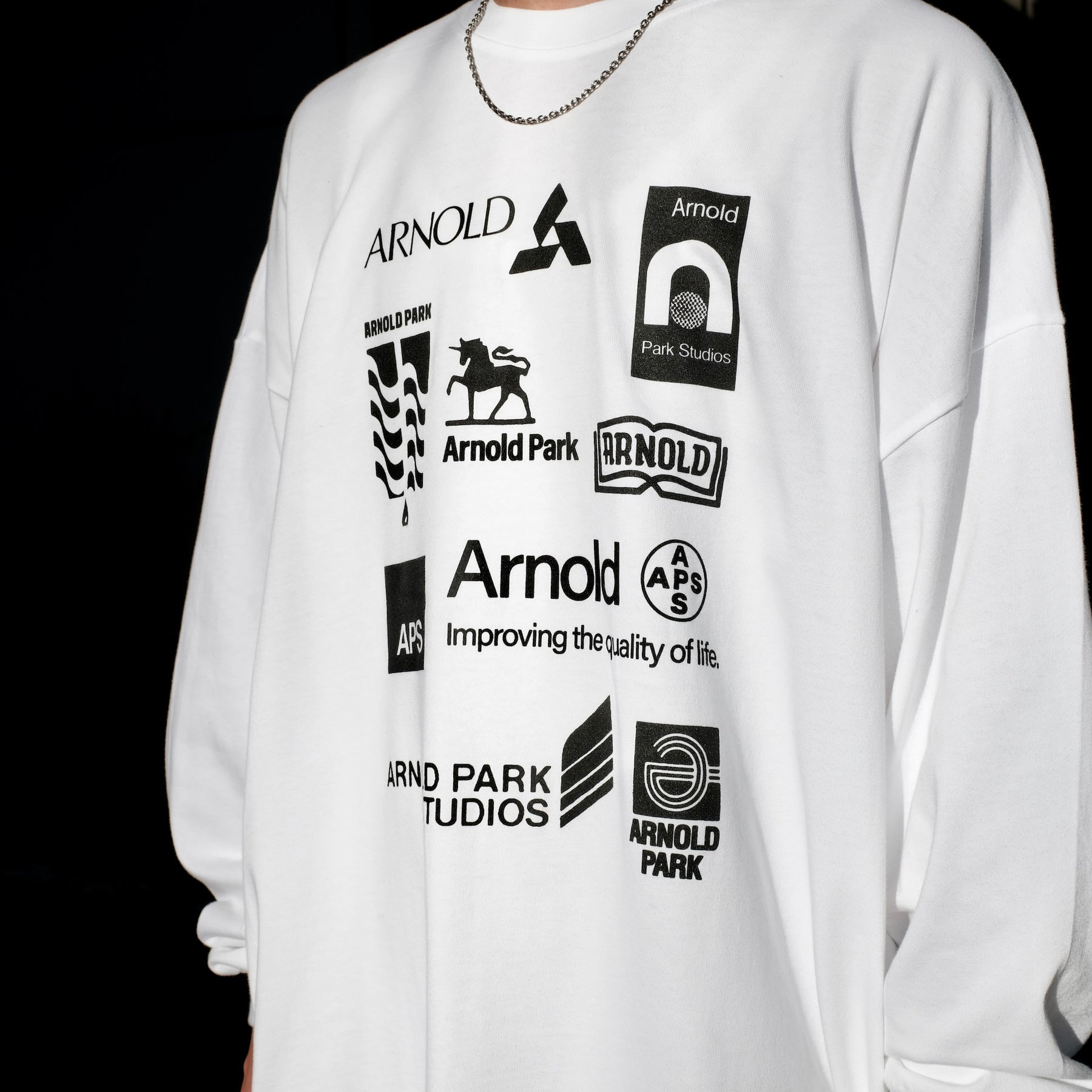 <span style="color: #f50b0b;">Last One</span> ARNOLD PARK STUDIOS / SCIENCE MULTI LOGO LS T WHITE