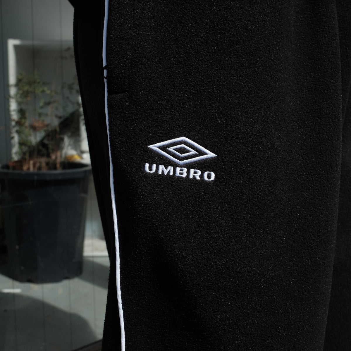 <span style="color: #f50b0b;">Last One</span> Grand Collection × UMBRO / MICRO FLEECE PANT BLACK