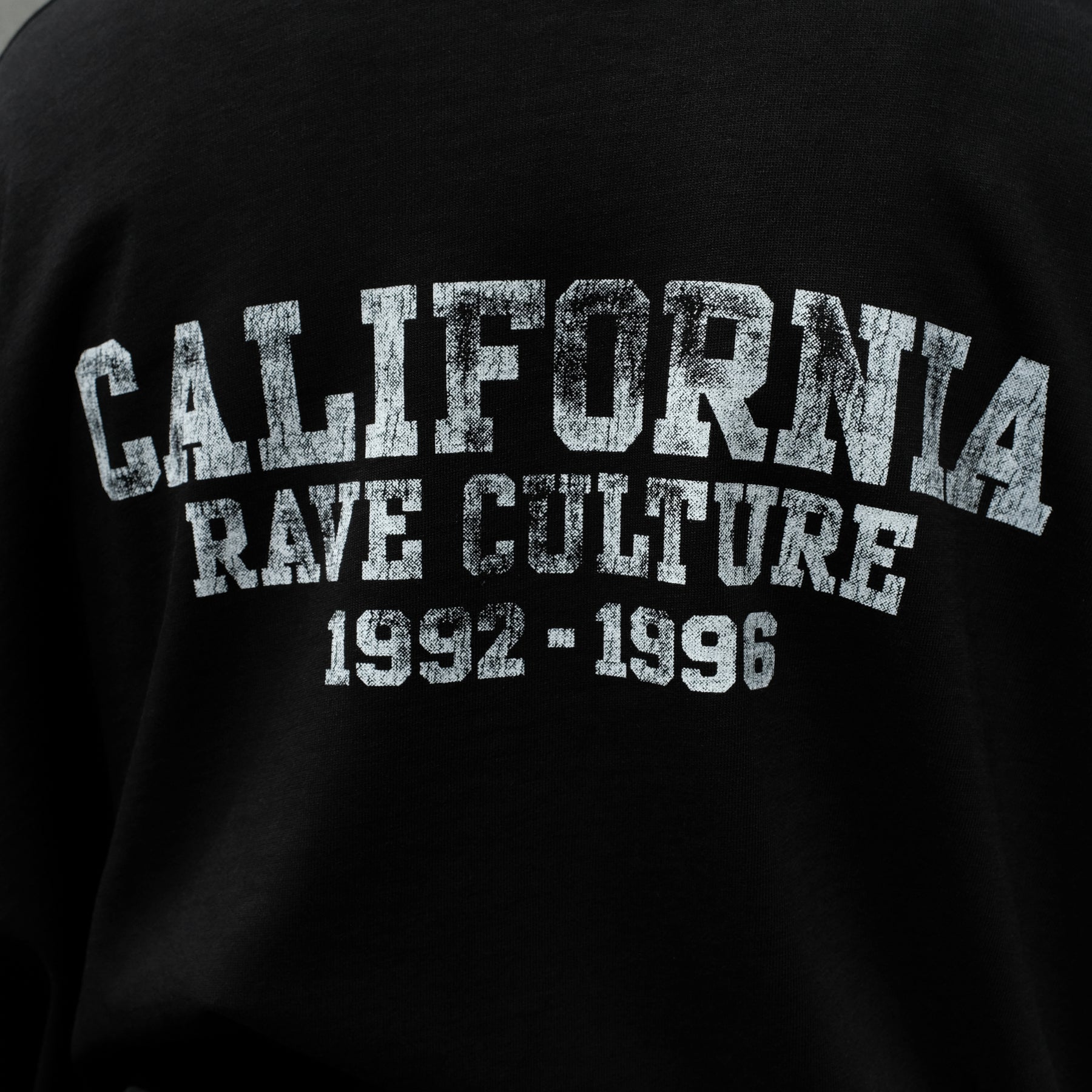 <span style="color: #f50b0b;">Last One</span> WILLY CHAVARRIA / RAVE CULTURE LS T SOLID BLACK