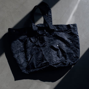 <span style="color: #f50b0b;">Last One</span> GREI. / TRI POCKET SLOUCHY TOTE MIDNIGHT BLUE