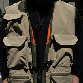 <span style="color: #f50b0b;">Last One</span> Acy / 2WAY UTILITY VEST SAND