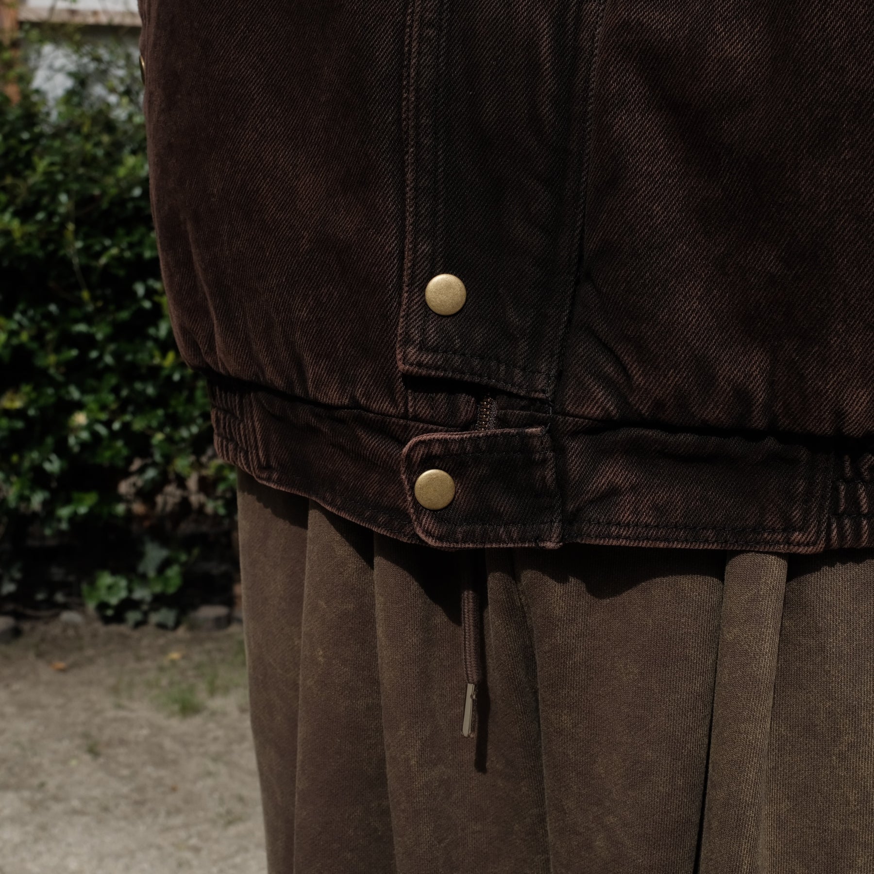 INTODUSK / KROW DENIM JACKET WASHED BROWN