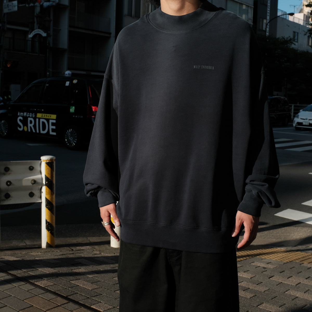 WILLY CHAVARRIA / MOCK NECK SWEAT CHEMICAL BLACK
