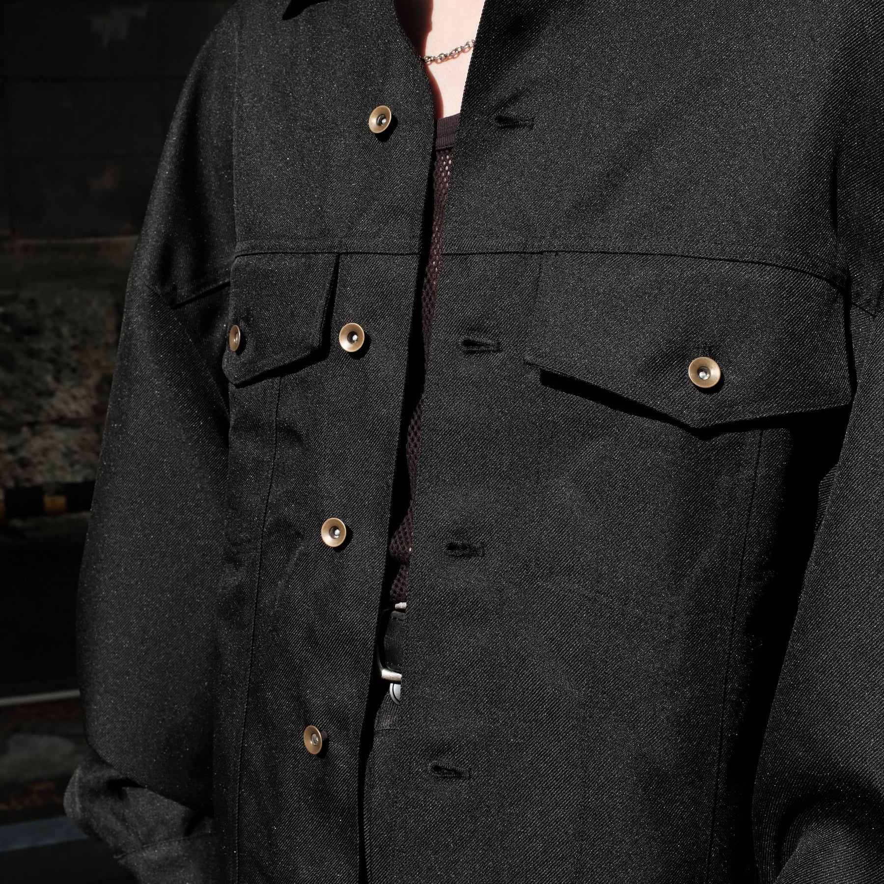 INTODUSK / SLOUCH TRUCKER JACKET PITCH BLACK