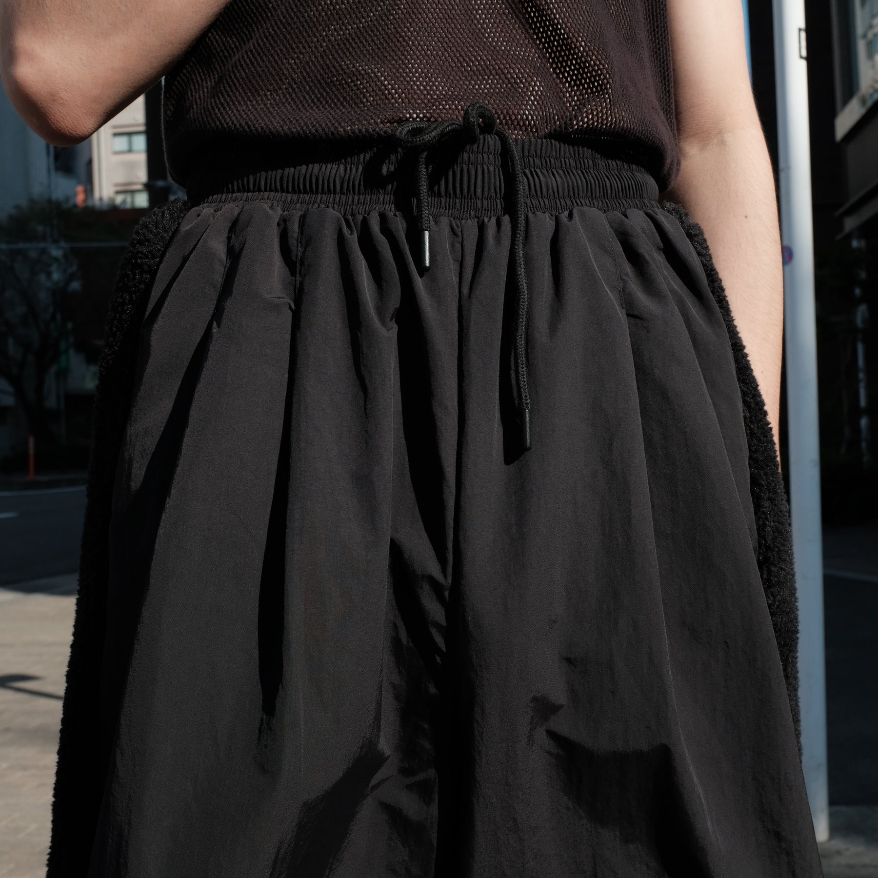 INTODUSK / BASKETBALL PANTS BLACK