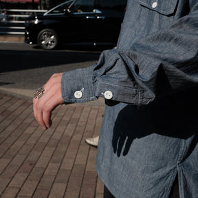 <span style="color: #f50b0b;">Last One</span> SOWBOW / J FLAP POCKET WORK SHIRT CHAMBRAY INDIGO