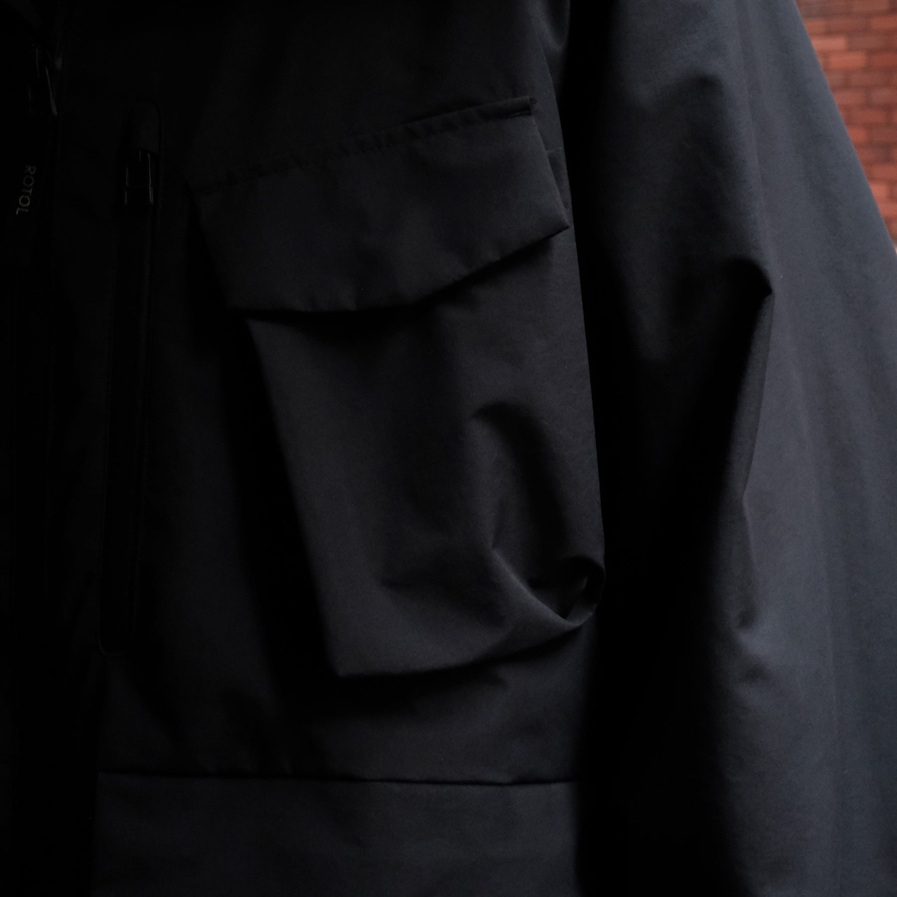 ROTOL / VENTILATION SHELL PARKA BLACK