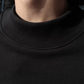 WILLY CHAVARRIA / CROWD OF HEADS MOCK NECK SWEAT SOLID BLACK