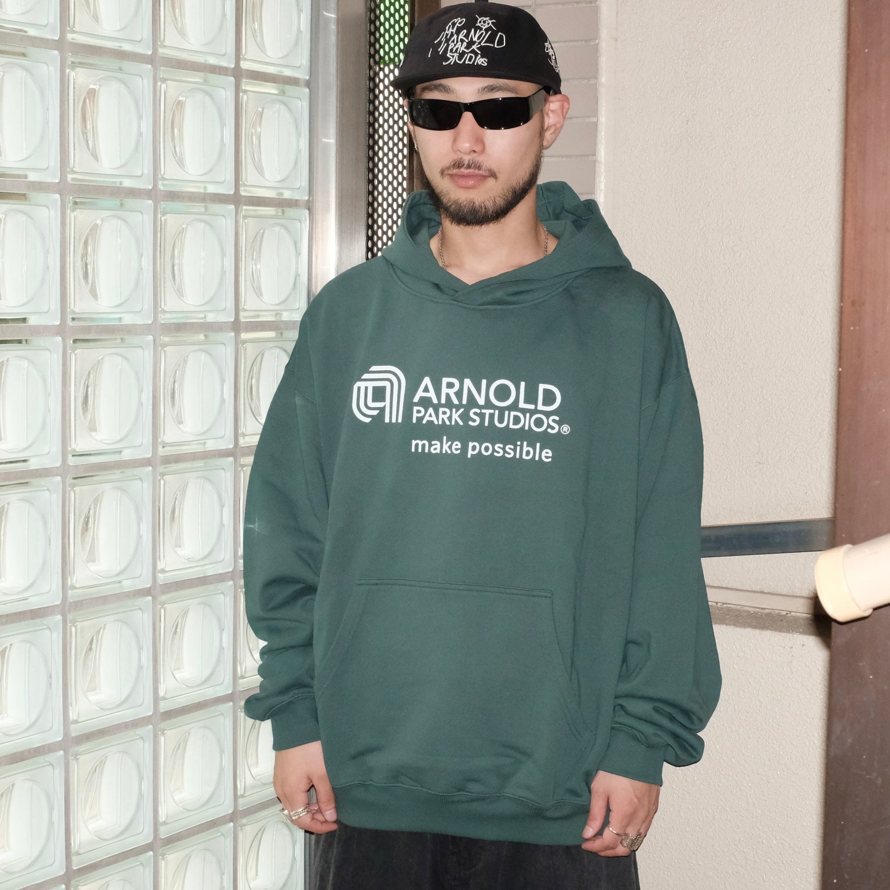 <span style="color: #f50b0b;">Last One</span> ARNOLD PARK STUDIOS / SEMICONDUCTOR MULTI LOGO HOODIE FOREST GREEN