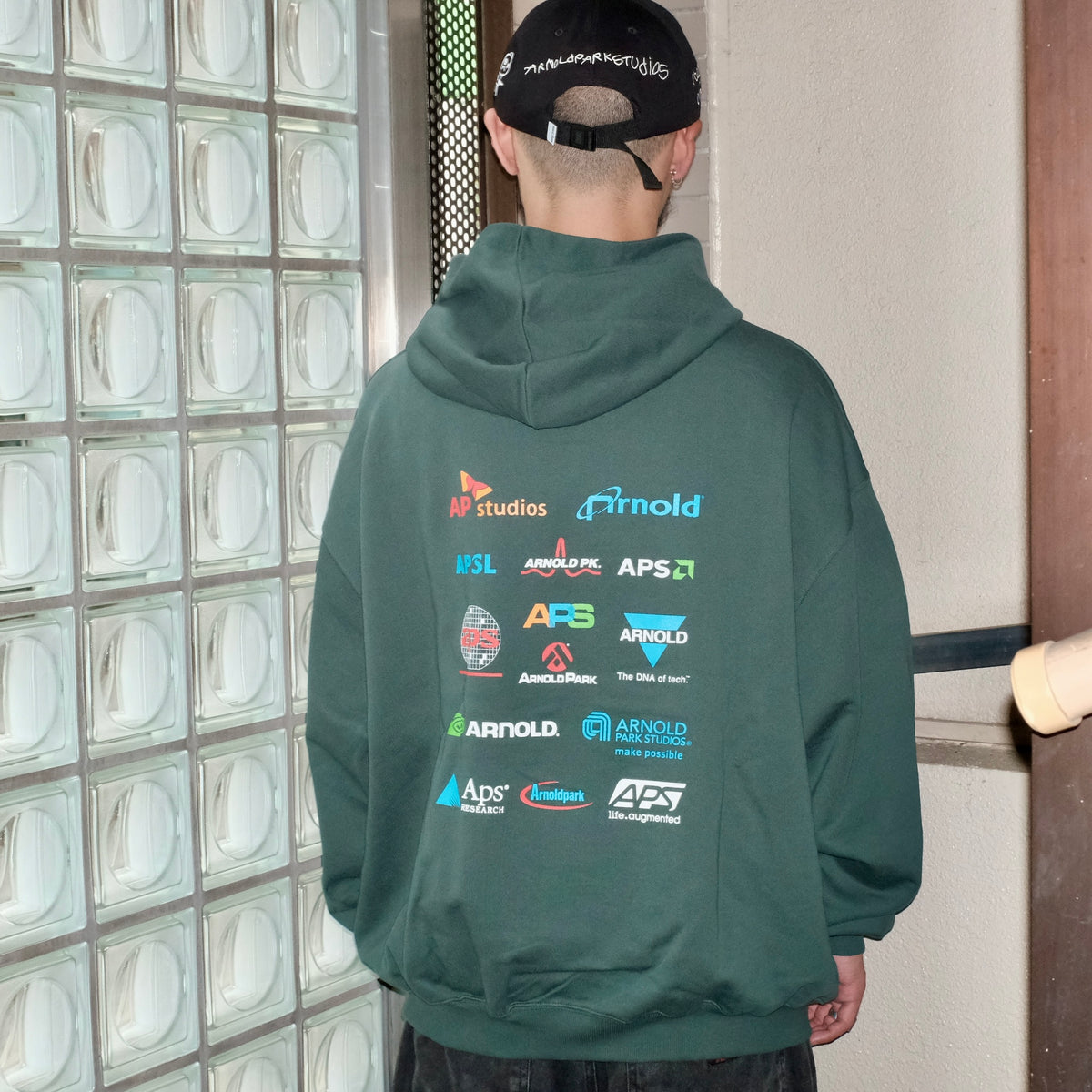 <span style="color: #f50b0b;">Last One</span> ARNOLD PARK STUDIOS / SEMICONDUCTOR MULTI LOGO HOODIE FOREST GREEN