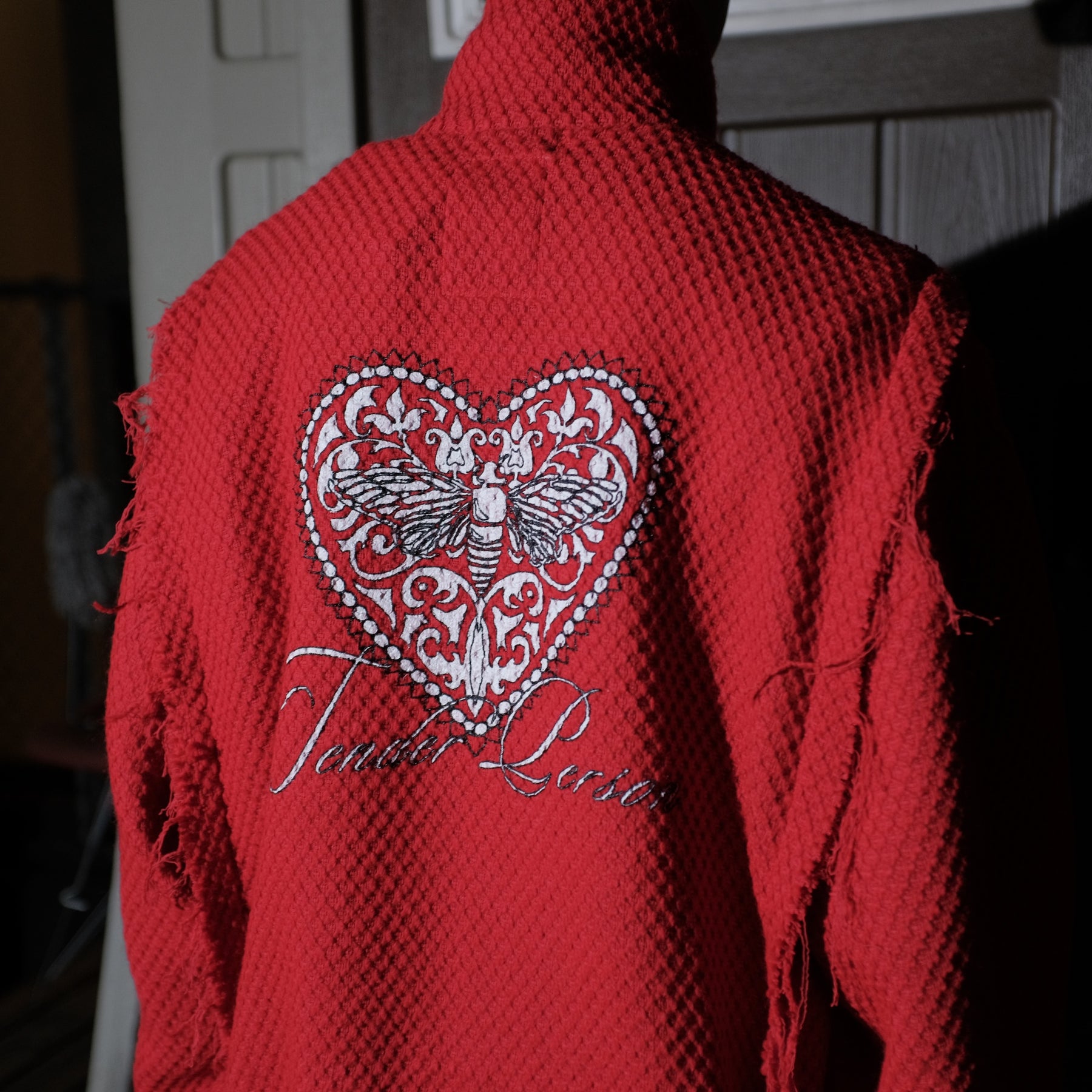 <span style="color: #f50b0b;">Last One</span> TENDER PERSON / HONEYCOME ZIP UP JACKET RED