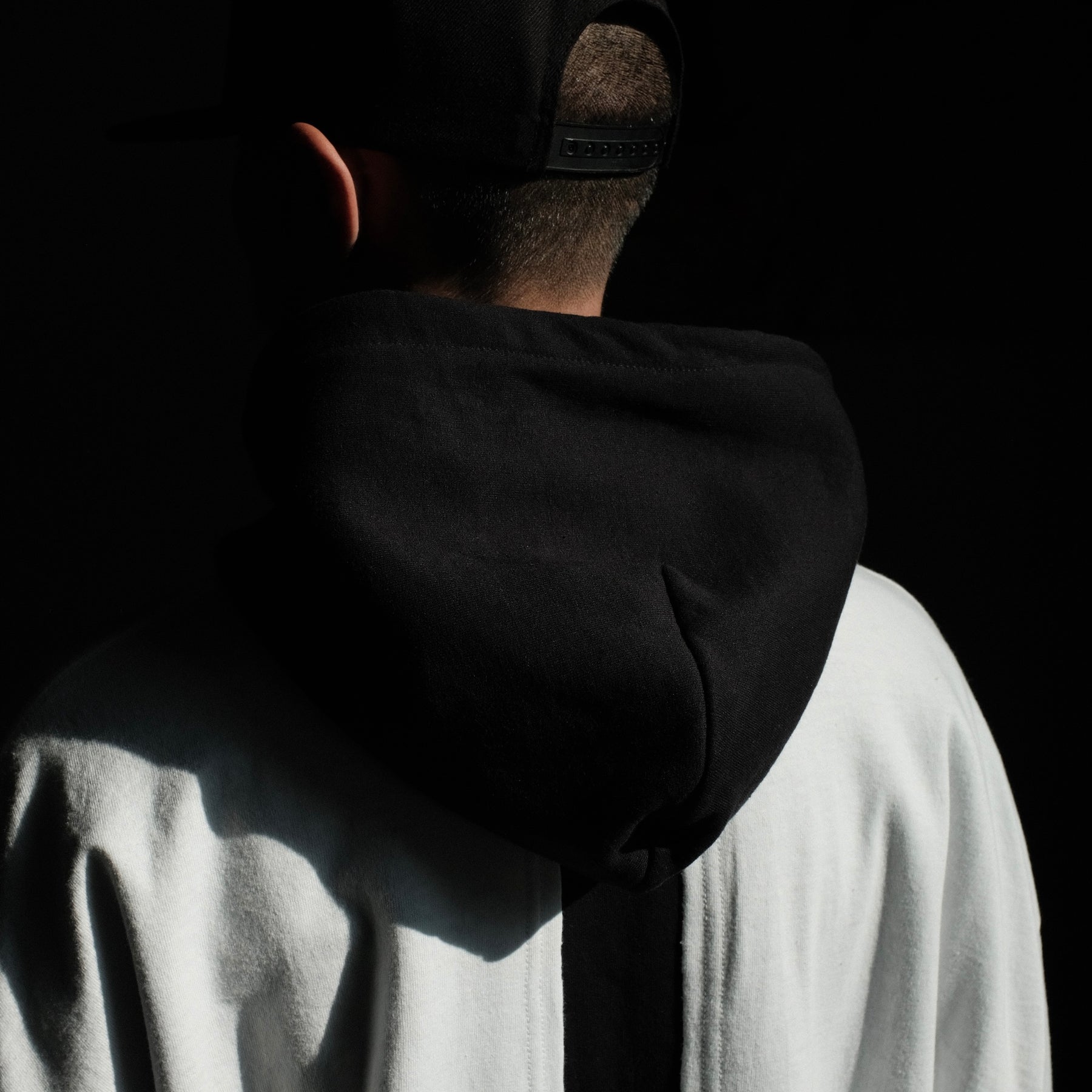 <span style="color: #ff2a00;">Last One</span> WESTFALL / WHATEVERWORKS DOUBLE HOODIE LS BLACK WHITE