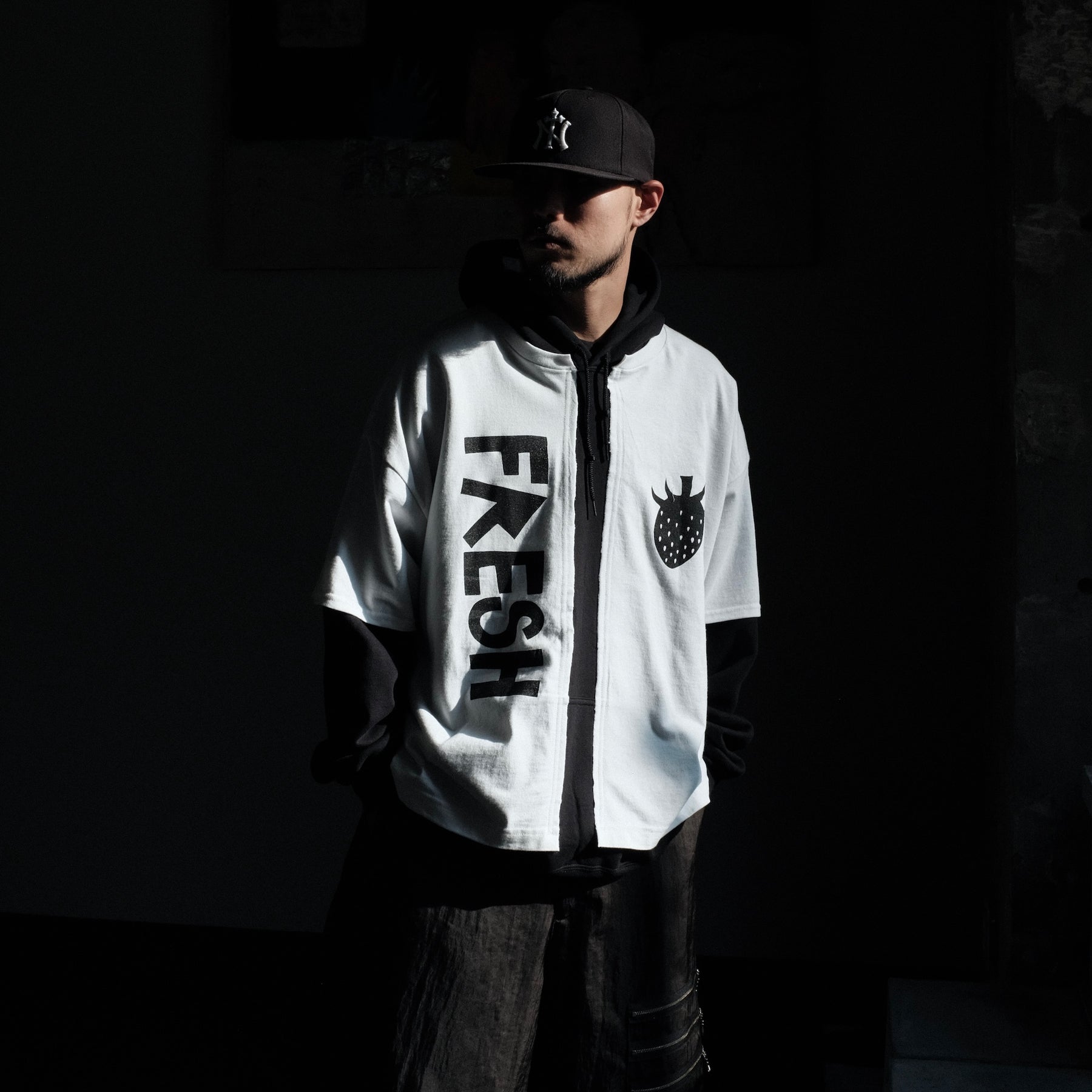 <span style="color: #ff2a00;">Last One</span> WESTFALL / WHATEVERWORKS DOUBLE HOODIE LS BLACK WHITE
