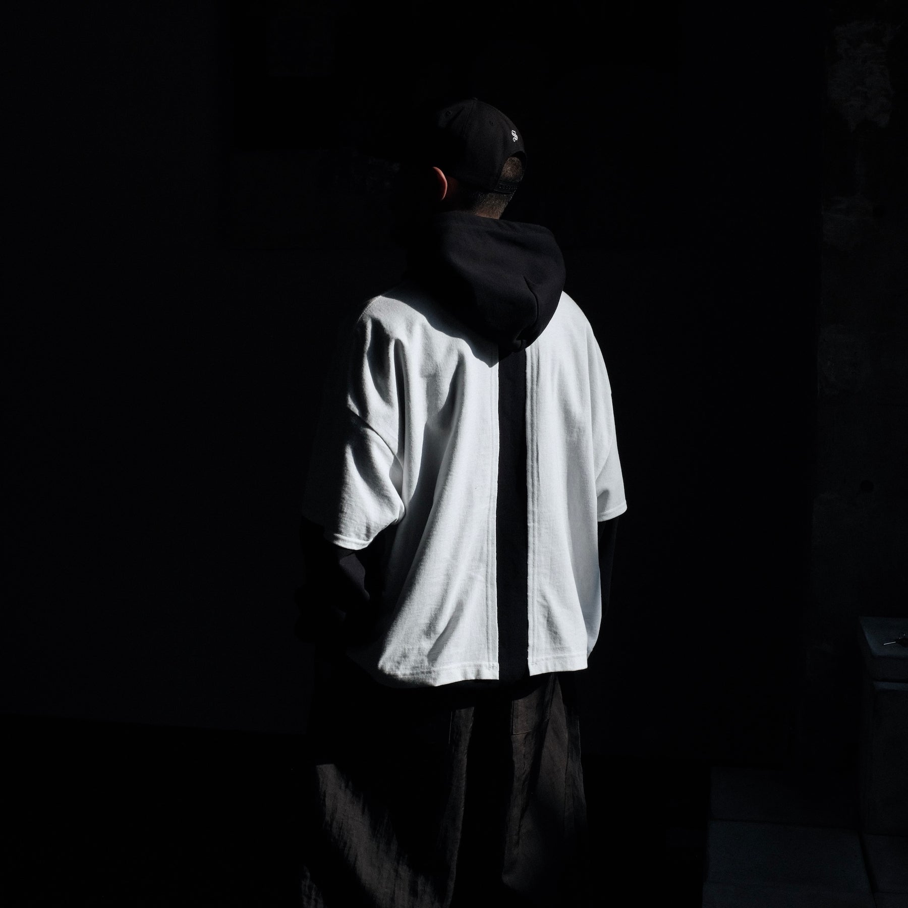 <span style="color: #ff2a00;">Last One</span> WESTFALL / WHATEVERWORKS DOUBLE HOODIE LS BLACK WHITE