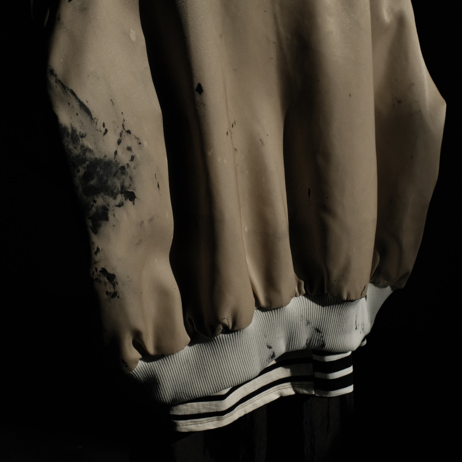 WESTFALL / MOHAWK SLEEVE BOMBER LS DIRTY WHITE