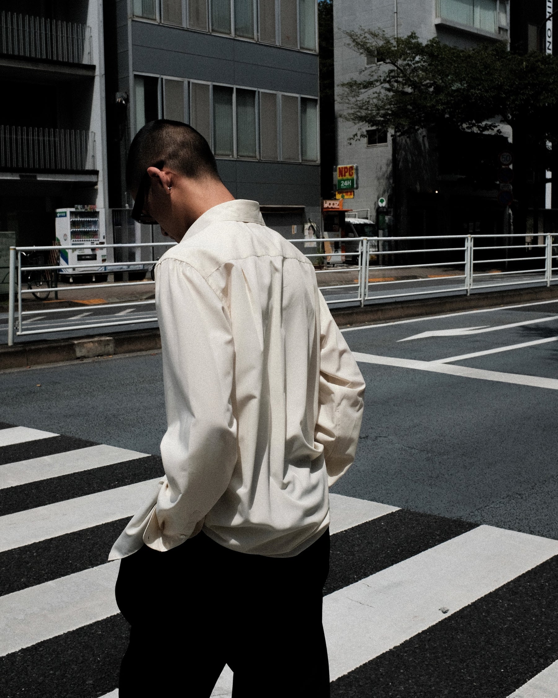 <span style="color: #f50b0b;">Last One</span>
【RESTOCK】SOSHIOTSUKI / MANICA CAMICIA DRESS SHIRT BEIGE
