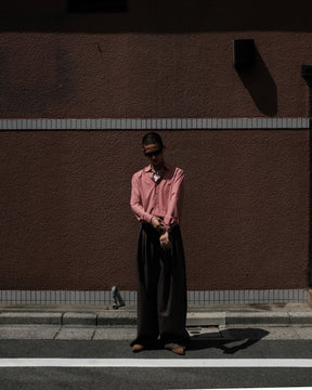 SOSHIOTSUKI / EIGHT TUCK HIGH WEST TROUSERS CHARCOAL