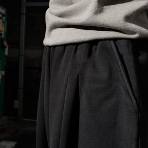 INTODUSK / GATHER DRAWSTRING SWEAT PANT CHEMICAL BLACK