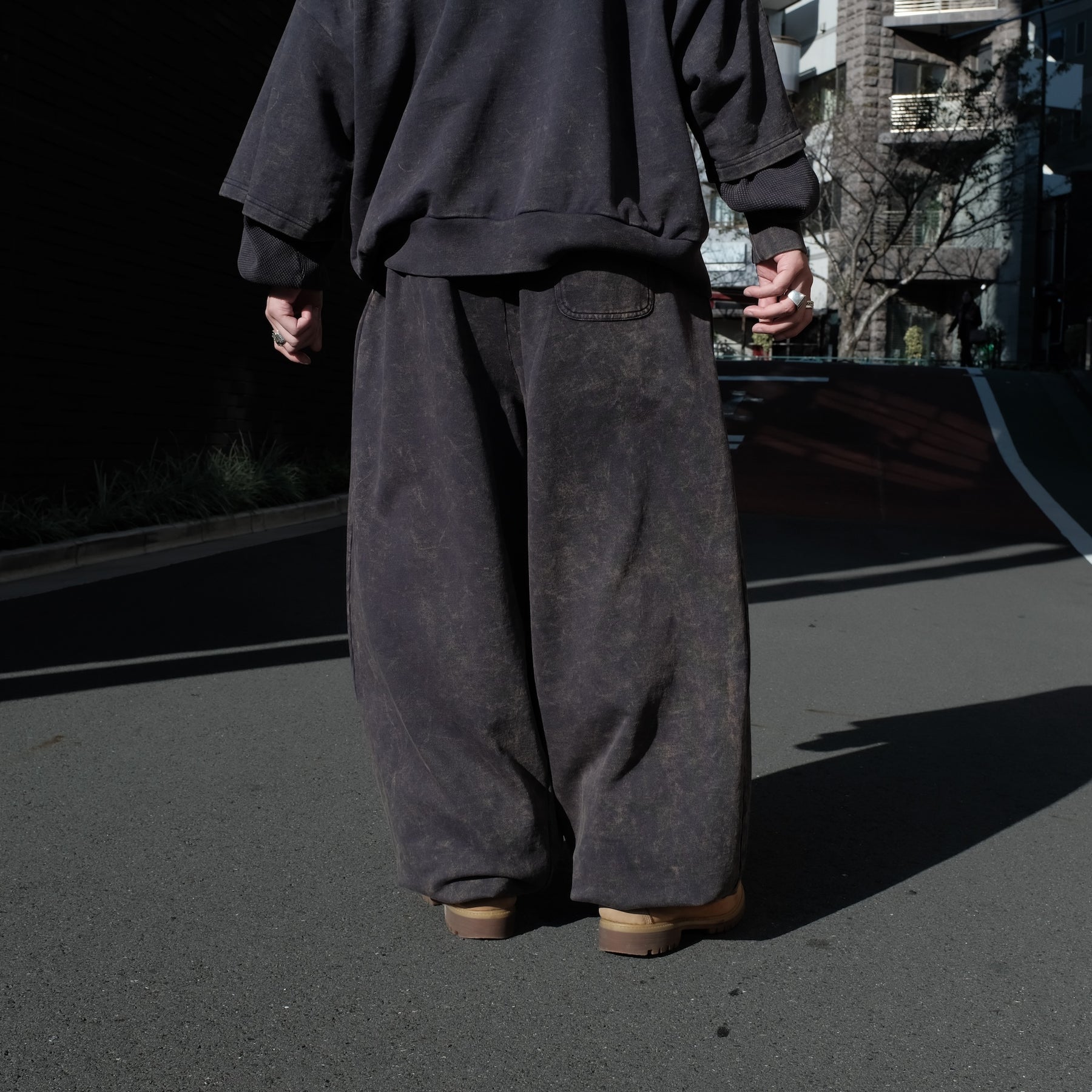 INTODUSK / GATHER DRAWSTRING SWEAT PANT WASHED NAVY