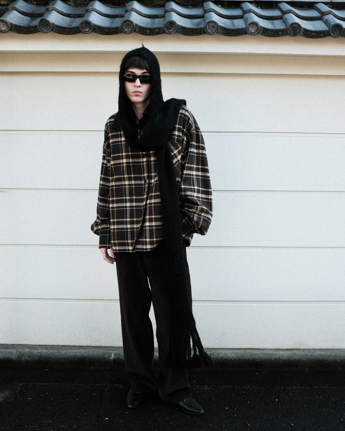 1313 SELAH / ALPACA HOOD SCARF BLACK