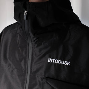 <span style="color: #f50b0b;">Last One</span> INTODUSK / SHELL COATING JACKET BLACK