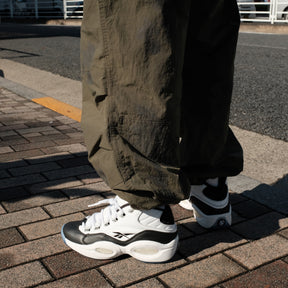 <span style="color: #ff2a00;">Last One</span> Acy / WORKER TRACK PANTS GREEN