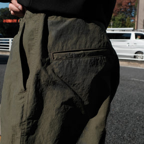 <span style="color: #ff2a00;">Last One</span> Acy / WORKER TRACK PANTS GREEN