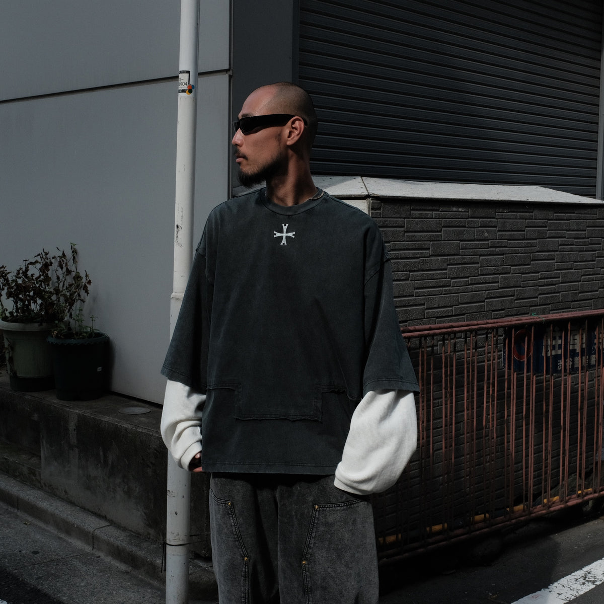 LUXENBURG / LS CASTLE TEE - LAYERED WAFFLE AGED BLACK