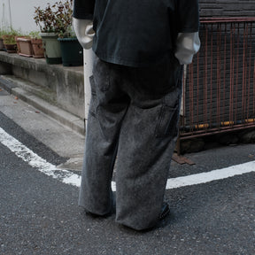INTODUSK / EASY DOUBLE KNEE WASHED BLACK ORGANIC LEATHER EFFECT