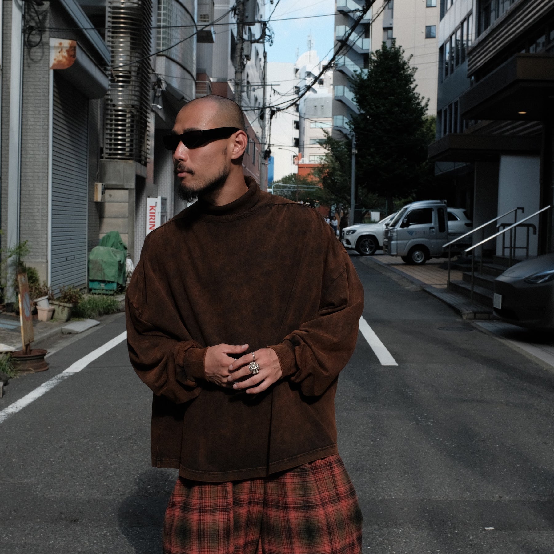 INTODUSK / SWELL TURTLENECK WORN BLACK