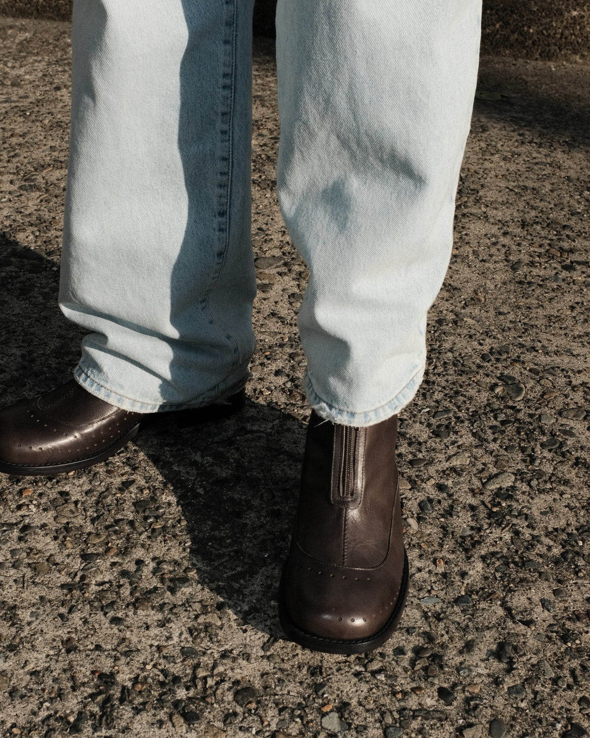JEONGLI / COVE BOOTS (PARACIA × JEONGLI) CHARCOAL