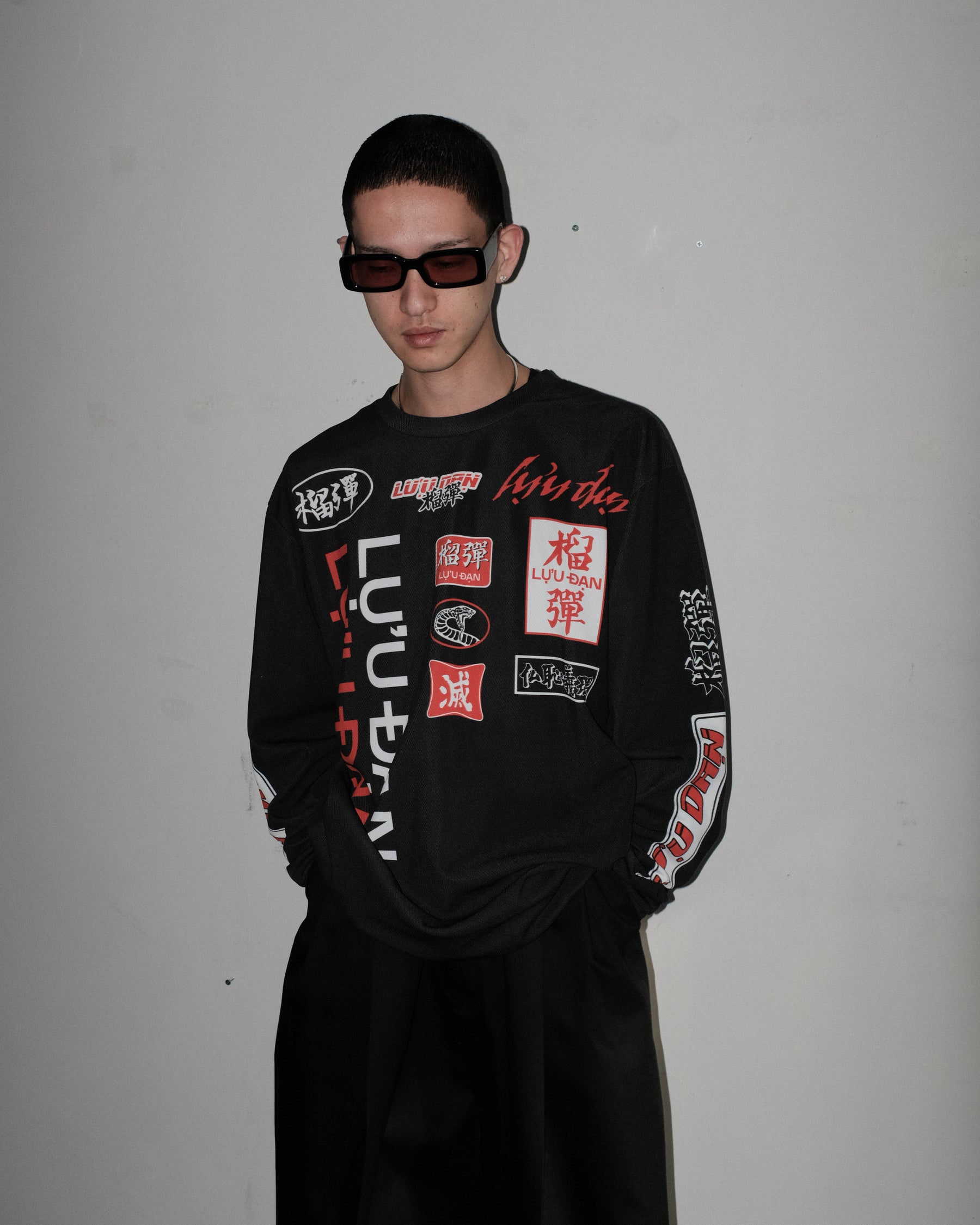<span style="color: #f50b0b;">Last One</span> LU'U DAN / OVERSIZED LONG SLEEVE TEE BLACK MOTOCROSS