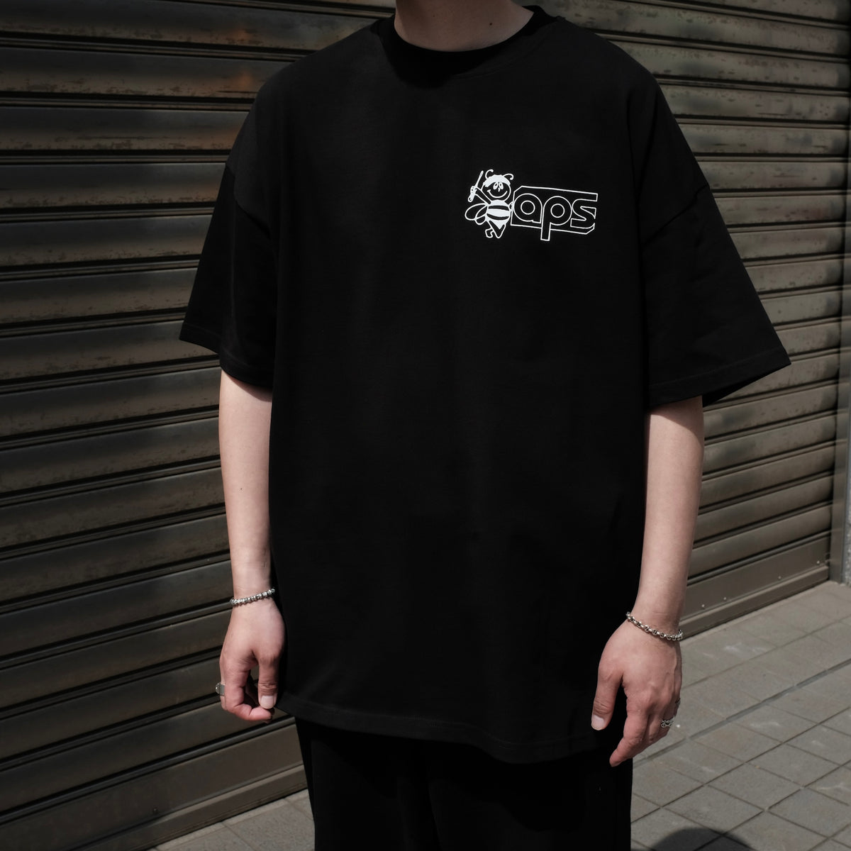 ARNOLD PARK STUDIOS / HARDWARE LOGO SS T BLACK