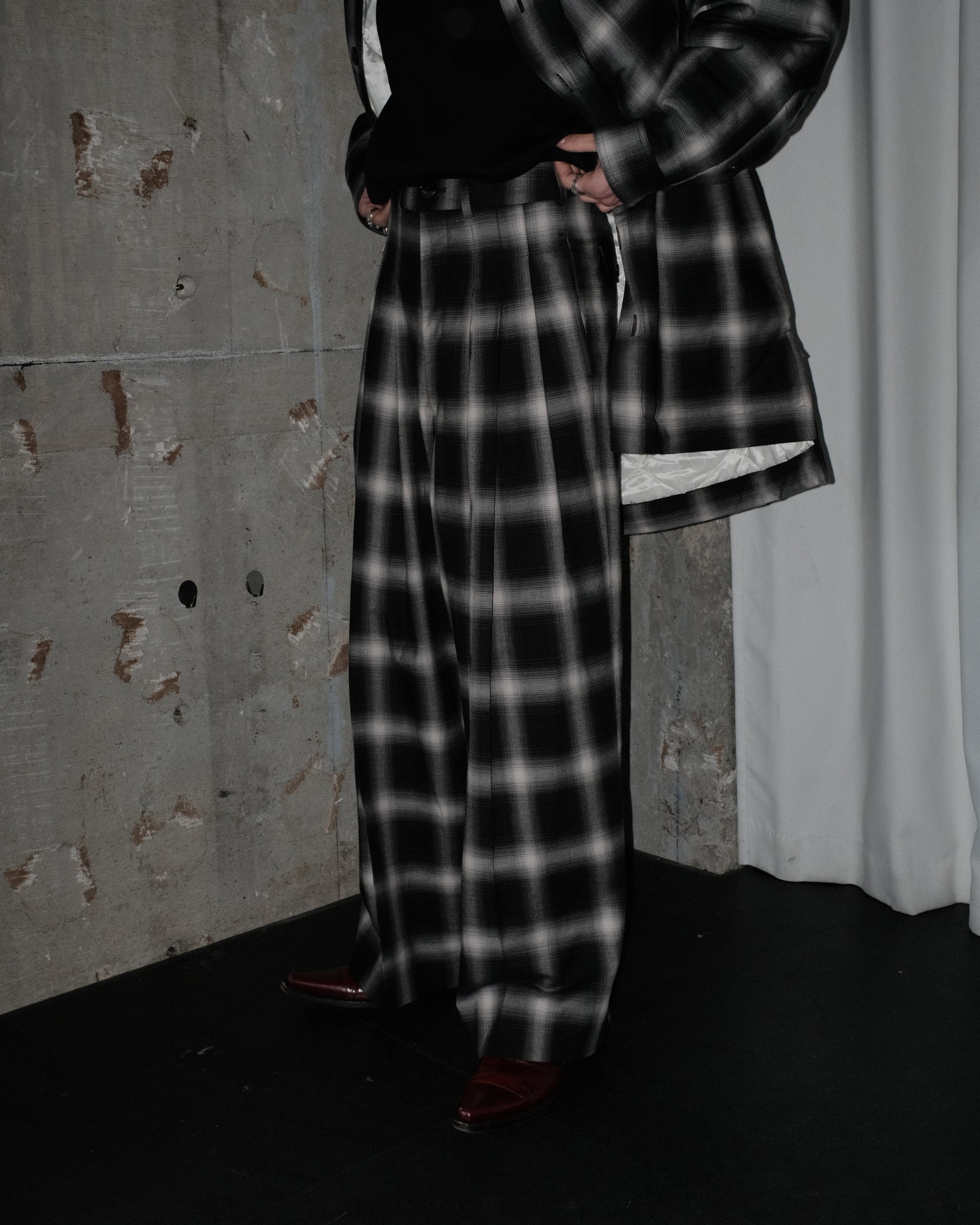 <span style="color: #f50b0b;">Last One</span> LU'U DAN / TRIPLE PLEAT TROUSERS OMBRE CHECK