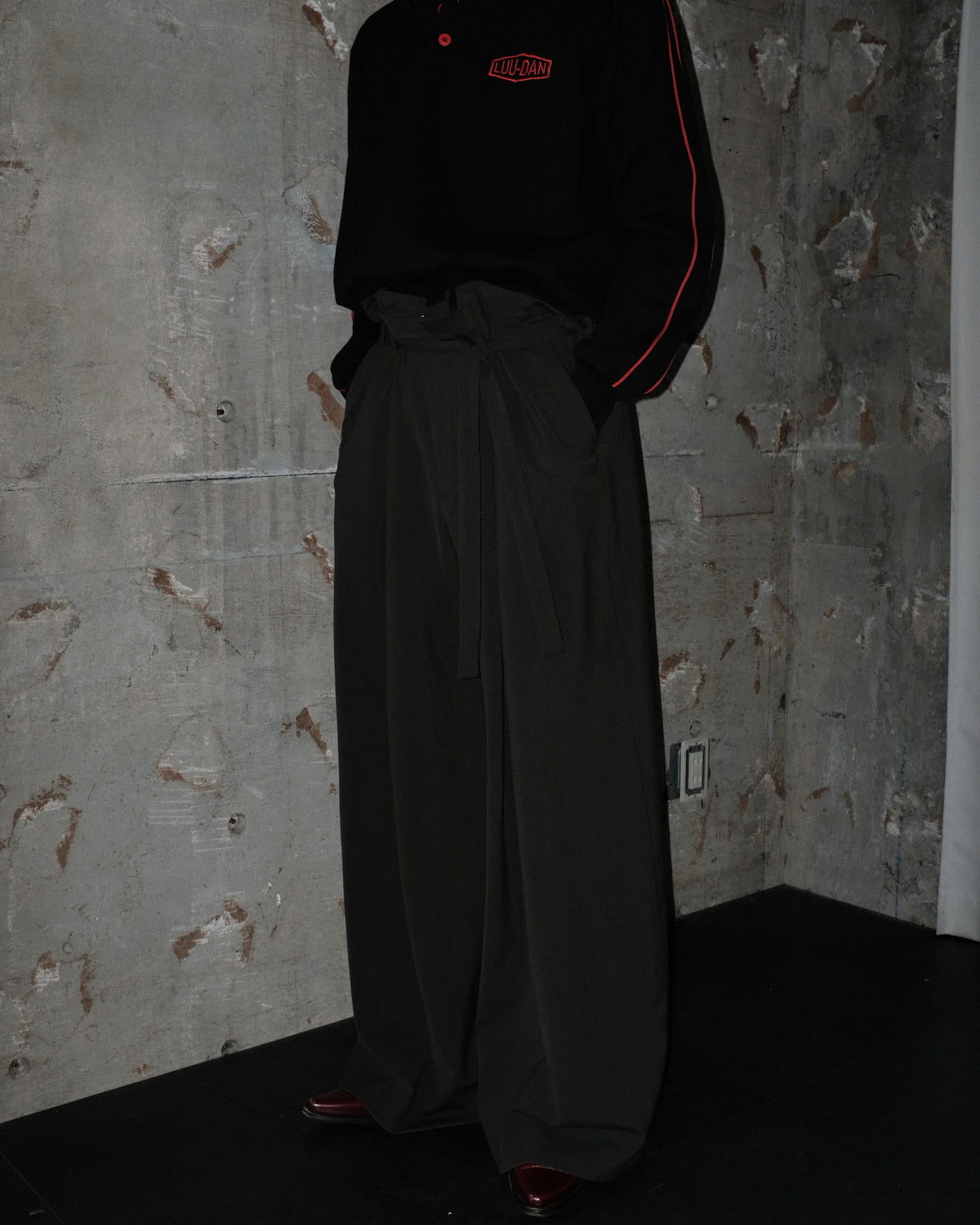 <span style="color: #f50b0b;">Last One</span> LU'U DAN / SLACKER MAXIS MILITARY GREY