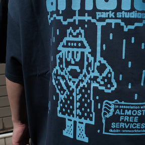 ARNOLD PARK STUDIOS / RAIN MAN SHORT SLEEVE NAVY