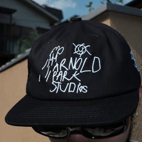 ARNOLD PARK STUDIOS / FAMILY LOGO CAP BLACK