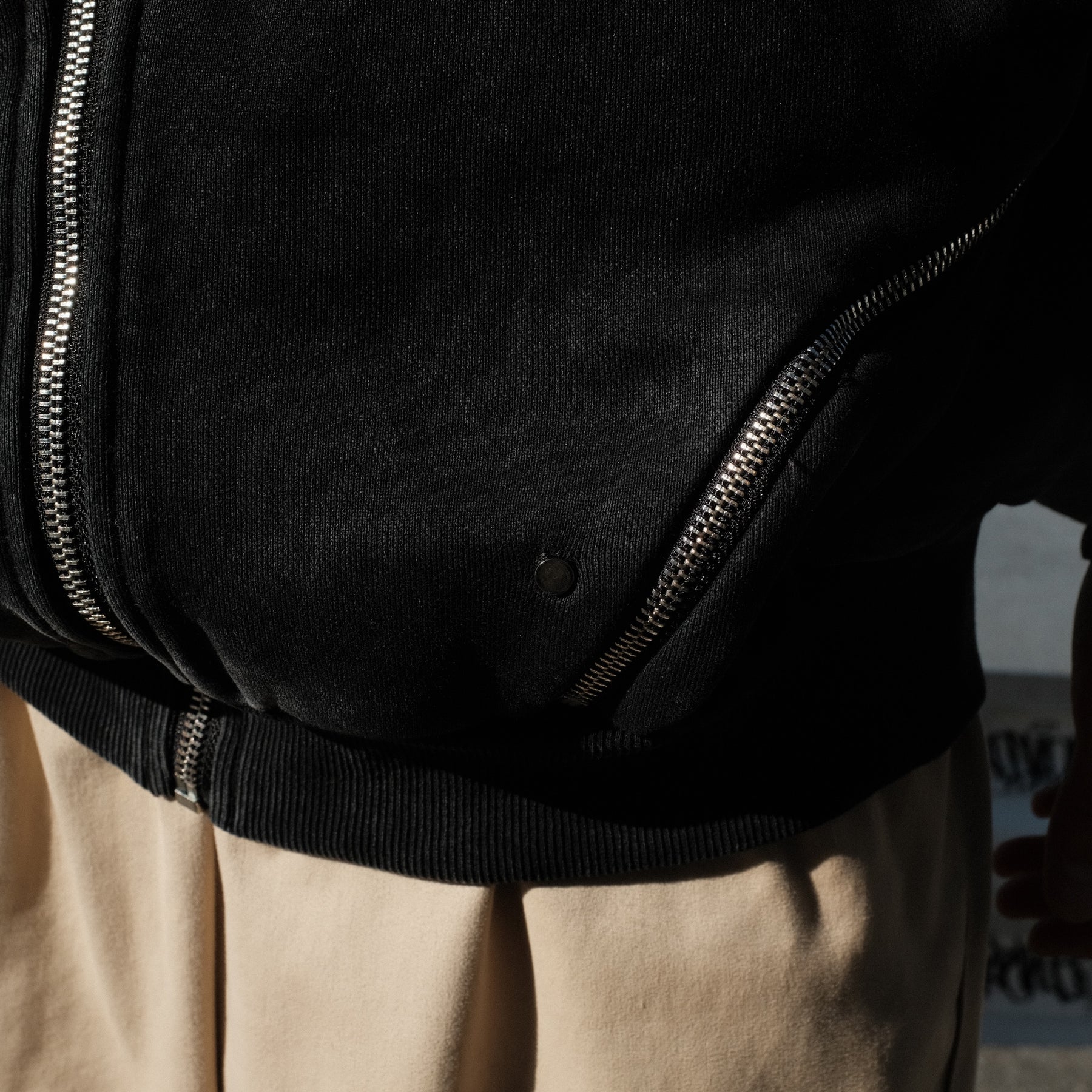 LUXENBURG / FRIAR HOODIE ZIP - GOOBAB COAL