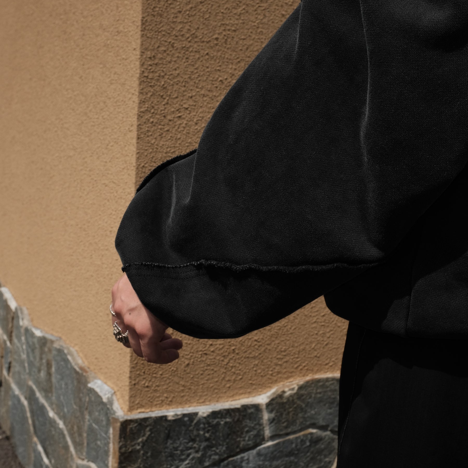 LUXENBURG / FRIAR HOODIE AGED BLACK