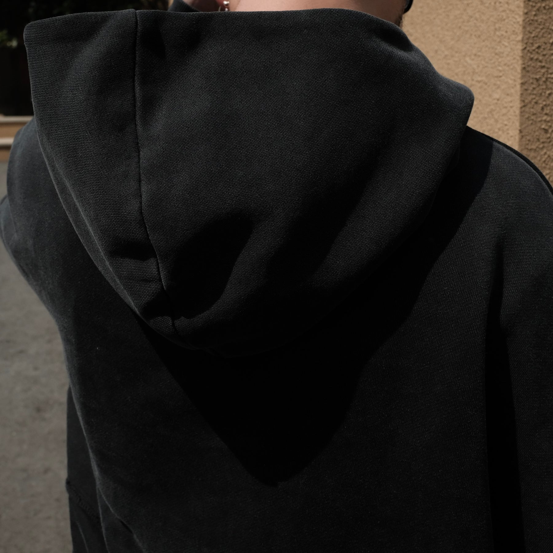 LUXENBURG / FRIAR HOODIE AGED BLACK