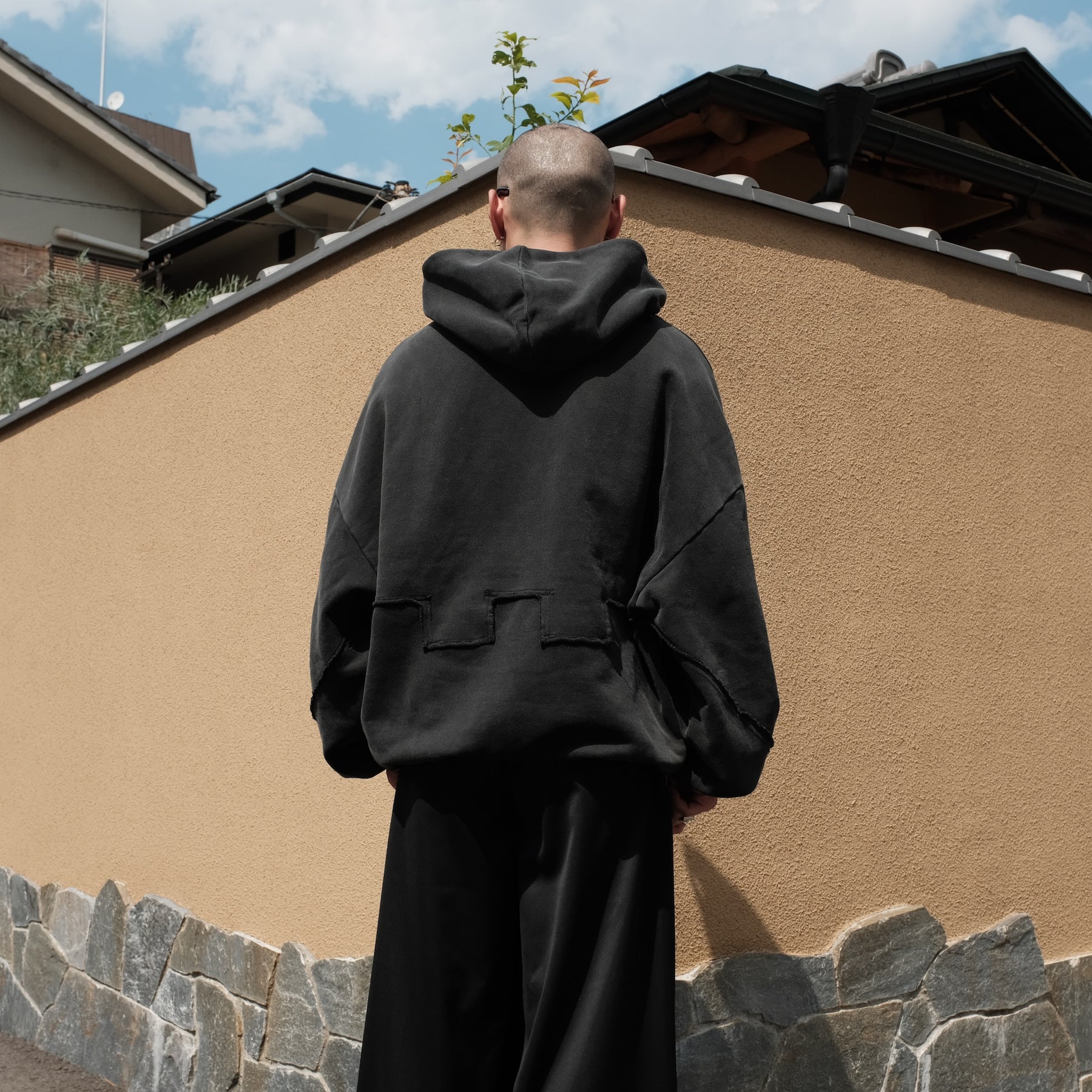 LUXENBURG / FRIAR HOODIE AGED BLACK