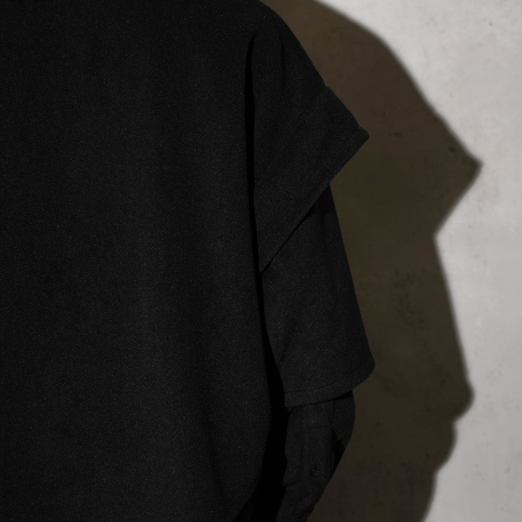 THE MAGUEY / LAYERD SLEEVES SHIRT BLACK