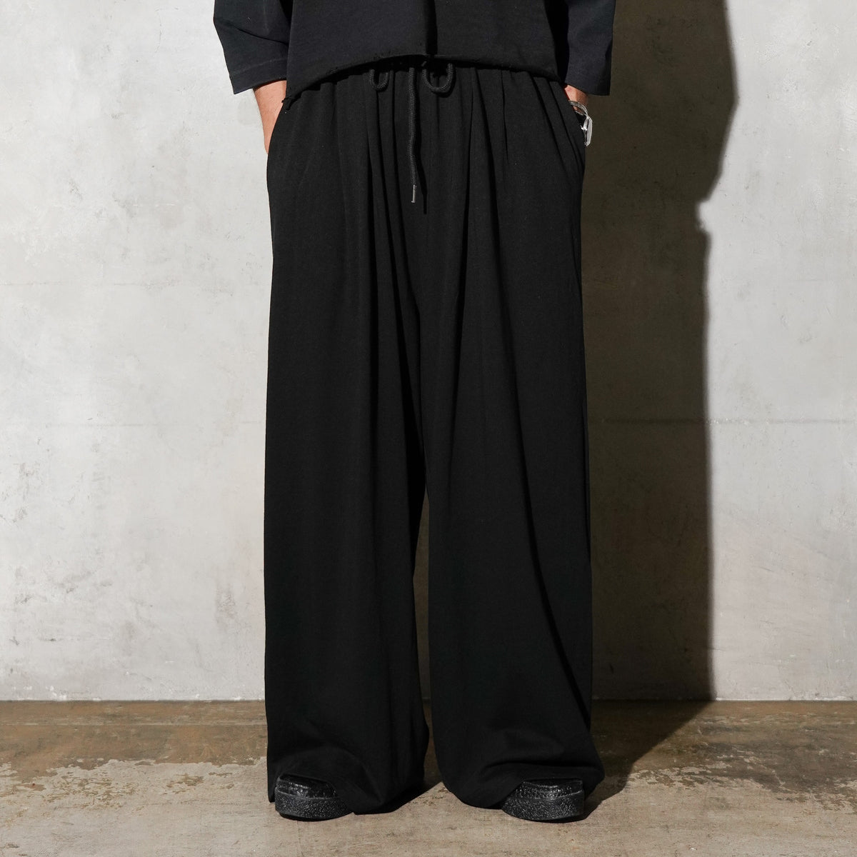 THE MAGUEY / PLEATED PANTS WASHED BLACK
