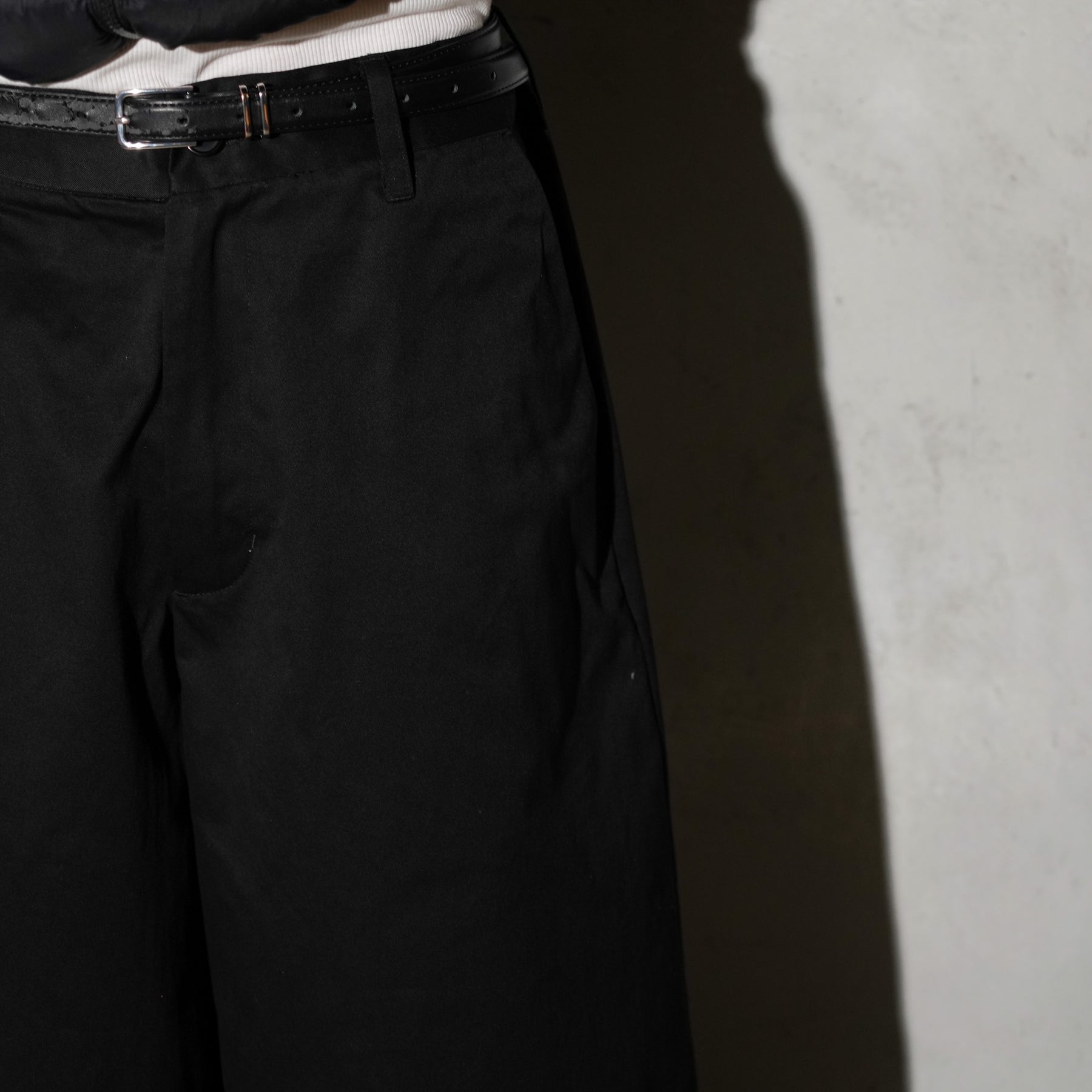 THE MAGUEY / FLARE SLACKS BLACK