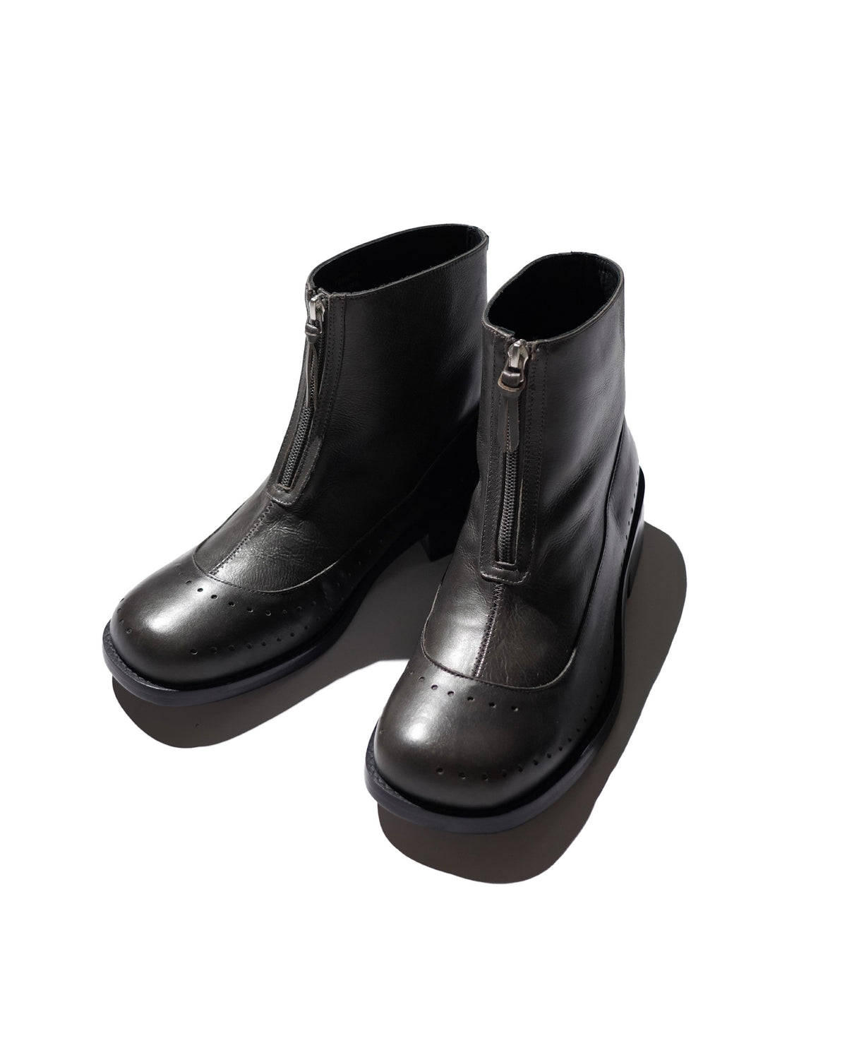 JEONGLI / COVE BOOTS (PARACIA × JEONGLI) CHARCOAL
