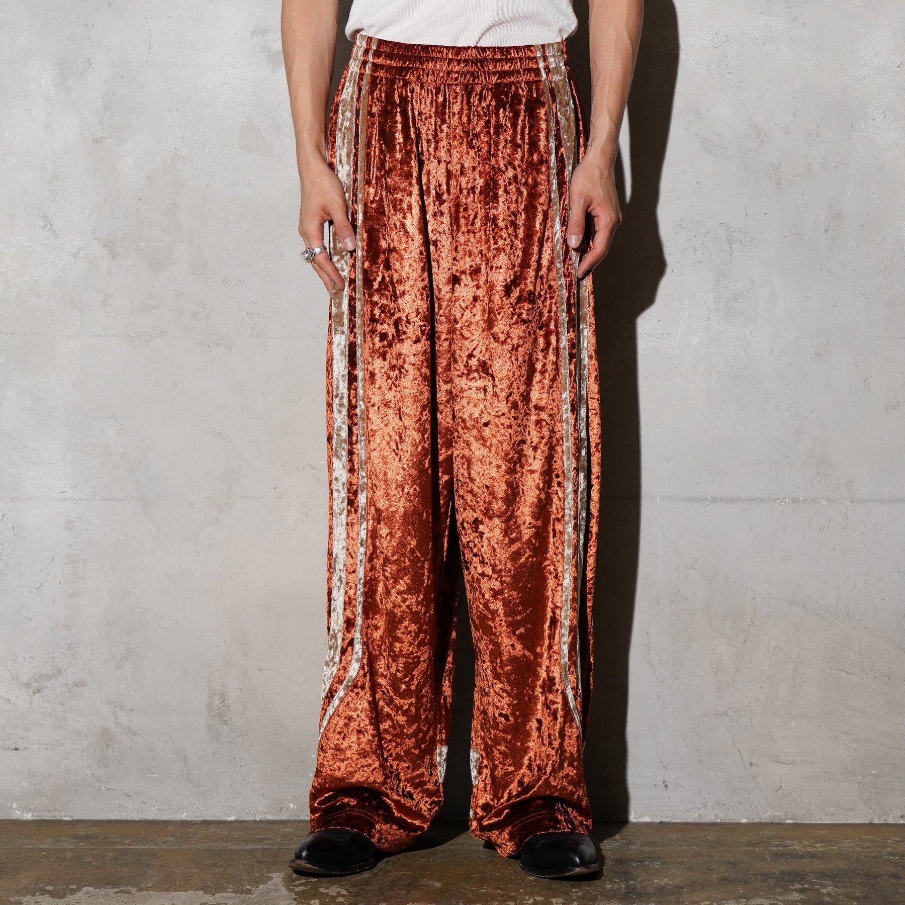 THE MAGUEY / VELOR PANTS GOLD