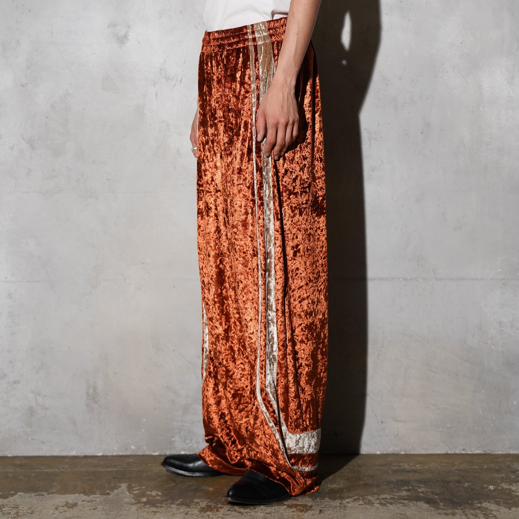 THE MAGUEY / VELOR PANTS GOLD